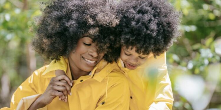 Por qué la industria de la moda debe comprender las necesidades de las madres trabajadoras.