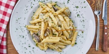 Mejora Tus Habilidades de Cocina de Pasta: 5 Consejos de Experto de Bobby Flay