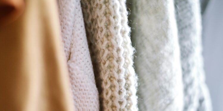 6 Marcas de Moda de Aretes que Establecen Tendencias para Mejorar tu Estilo