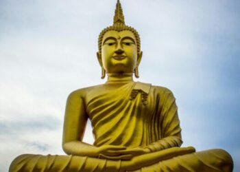 Los 5 mejores lugares para visitar en Tailandia y las 3 tradiciones que debes experimentar.