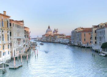 Descubriendo el Sur de Italia con Estilo: Un Viaje a Través de la Cultura, la Gastronomía y la Elegancia