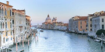 Descubriendo el Sur de Italia con Estilo: Un Viaje a Través de la Cultura, la Gastronomía y la Elegancia