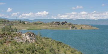 Abrazando el Renacimiento Culinario y Vinícola de Armenia: Explorando la Escena Vibrante de Yerevan